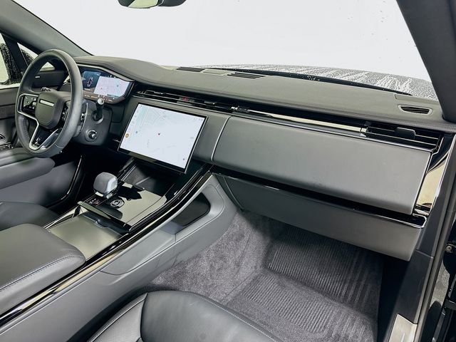 2025 Land Rover Range Rover Sport SE 30