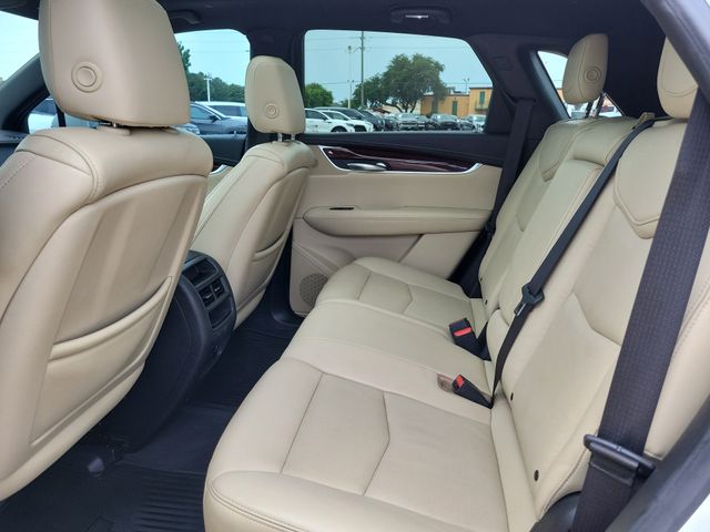 2018 Cadillac XT5 Luxury White at Autostrade