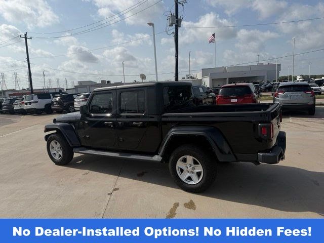 2022 Jeep Gladiator Sport Black at River Oaks CDJR