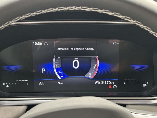 2025 Volkswagen Taos 1.5T SE Black at Subaru and VW of Moon Township
