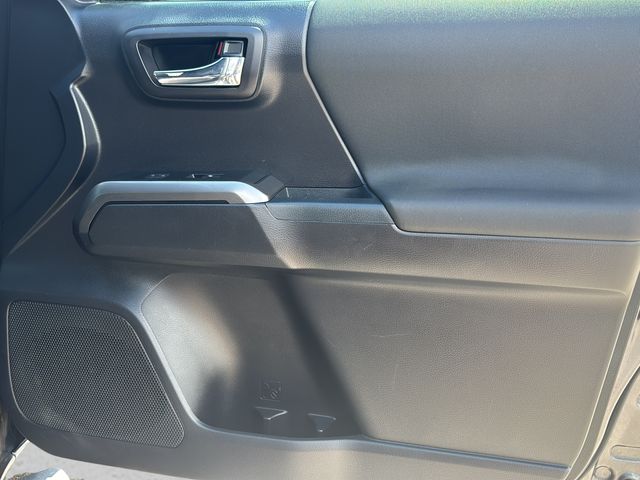 Used 2018 Toyota Tacoma Truck