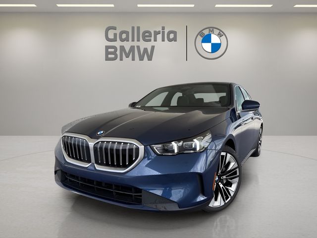 2025 BMW 5 Series 530i's photo