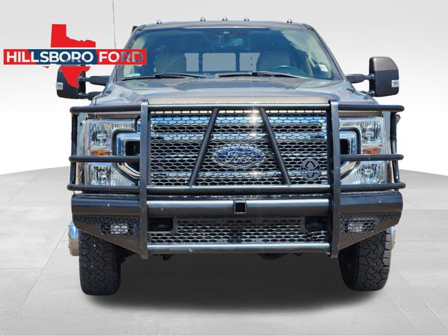 2020 Ford F-350SD Lariat 2