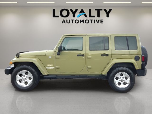Used 2013 Jeep Wrangler Unlimited Sahara with VIN 1C4HJWEGXDL575591 for sale in Chester, VA
