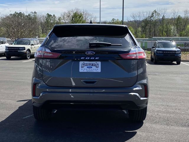 2024 Ford Edge ST Line 24