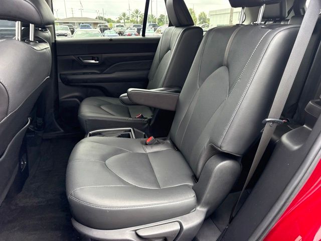 2024 Toyota Highlander - $48,988