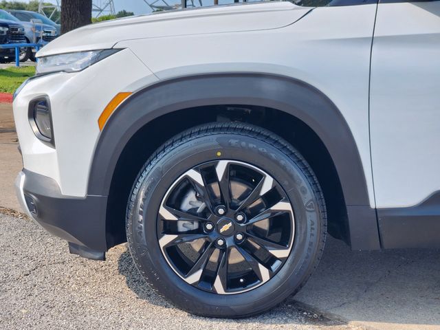 2023 Chevrolet TrailBlazer LT White at AutoSavvy Houston Southwest