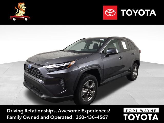 2024 Toyota RAV4 Hybrid XLE photo