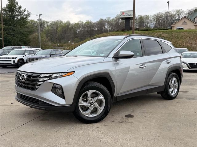 Shimmering Silver 2024 Hyundai Tucson SEL Fleet AWD SUV / Crossover All-Wheel Drive 8-Speed Automatic