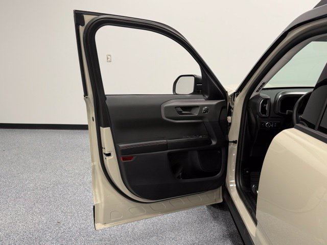 Used 2025 Beige Ford Outer Banks image 9