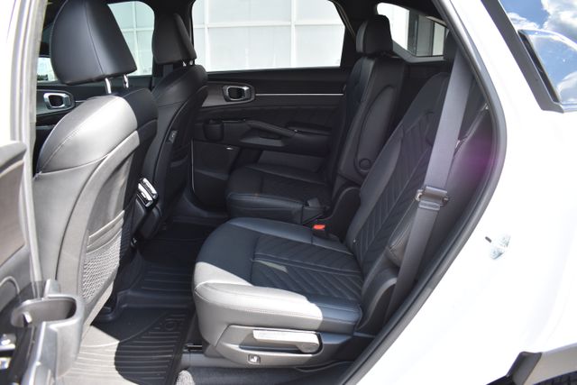 Used 2024 Kia Sorento SUV