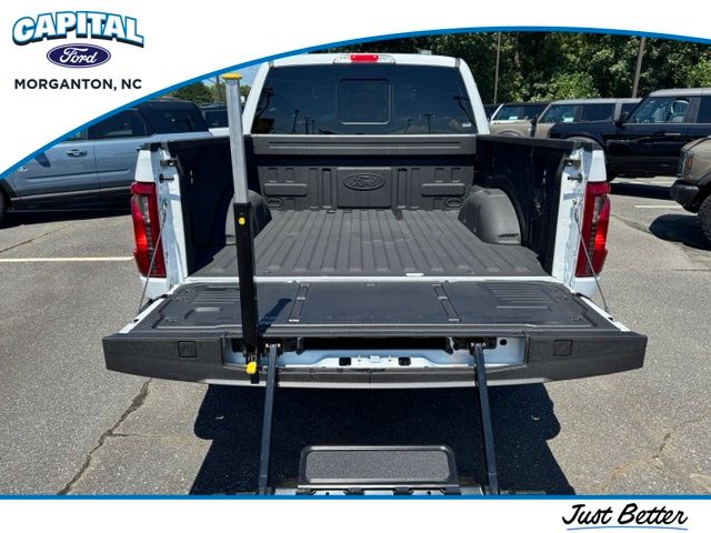 New 2026 White Ford XLT image 7