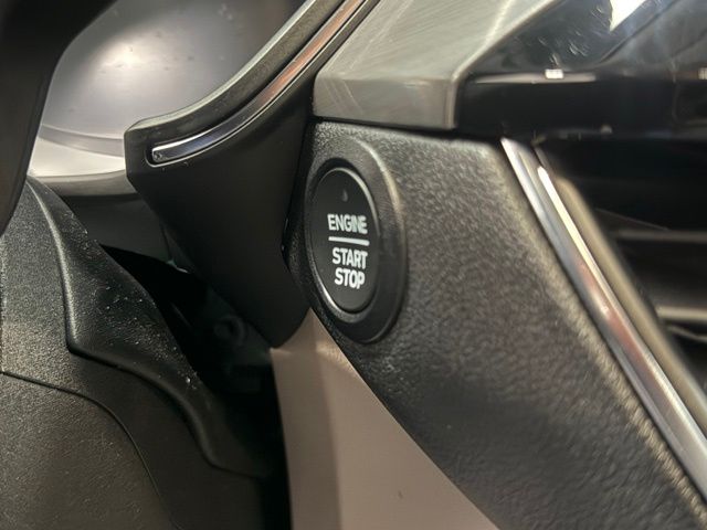 Used 2021 White Ford Titanium image 12