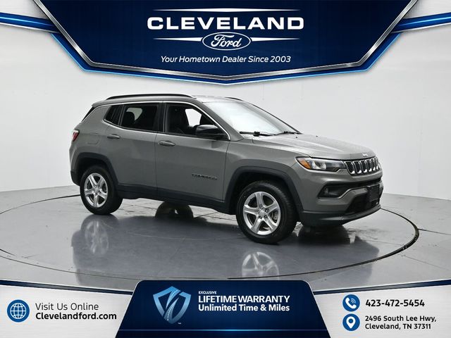 Sting-Gray Clearcoat 2024 Jeep Compass SUV / Crossover Four-Wheel Drive 8-Speed Automatic