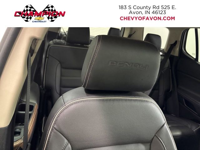 2019 GMC Acadia Denali photo