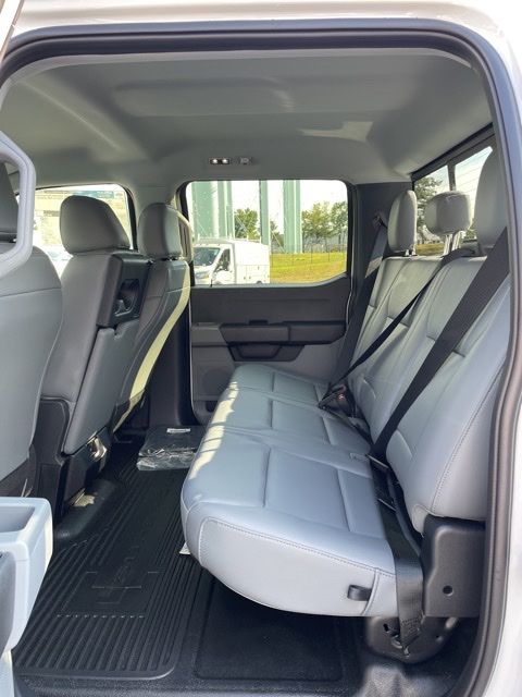 2025 Ford F-450 Chassis XL