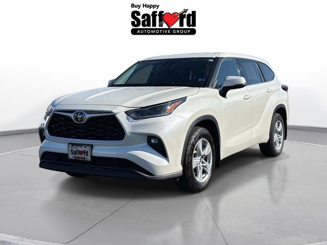 2021 Toyota Highlander LE
