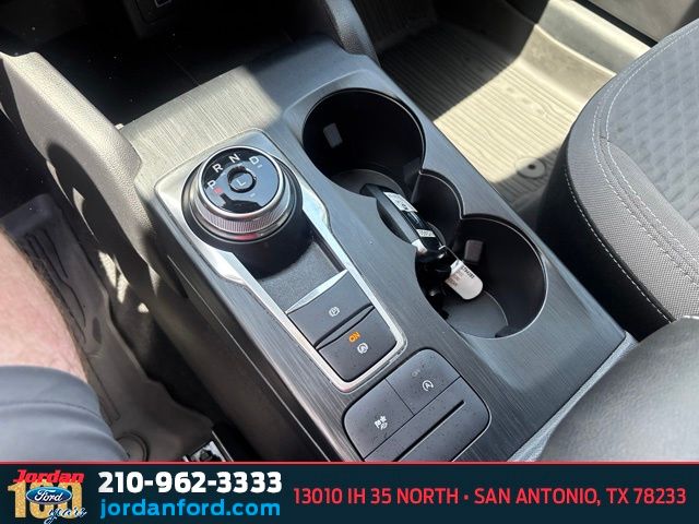 Used Car 2022 Ford Escape  Se For Sale Under $25,000 In San Antonio, Texas