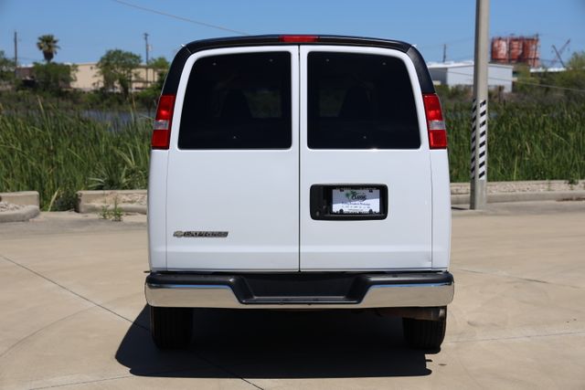 2017 Chevrolet Express 3500 LT - 6