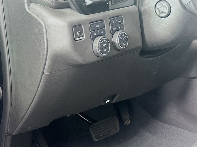 Thumbnail: 2023 Chevrolet Silverado 1500 - 10