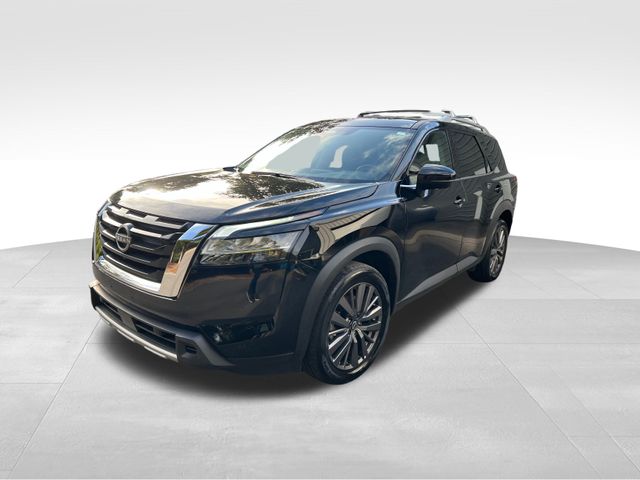 2023 Nissan Pathfinder SL 5