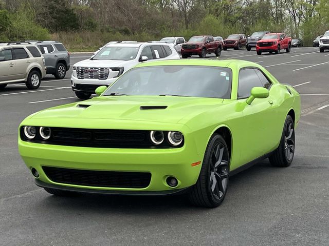 Green (Sublime Metallic Clearcoat) 2023 Dodge Challenger SXT RWD Coupe Rear-Wheel Drive 8-Speed Automatic