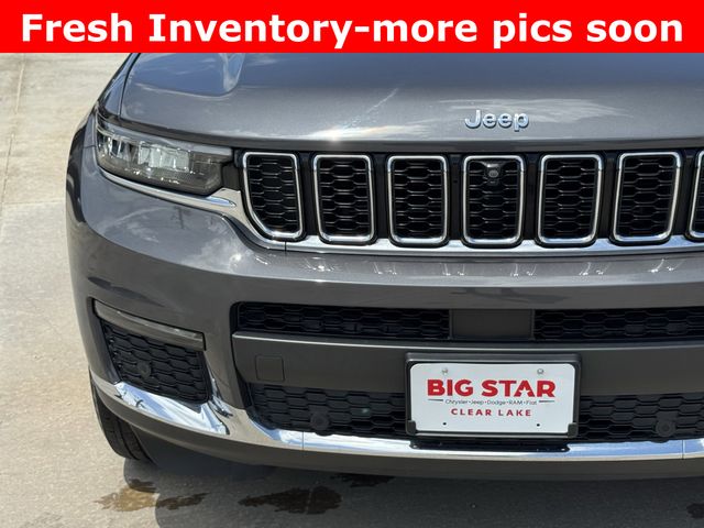 2023 Jeep Grand Cherokee L Limited Gray at Community Kia