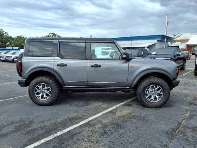 2025 Ford Bronco Badlands photo