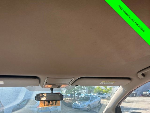 Used 2016 White Diamond Pearl Honda EX image 18