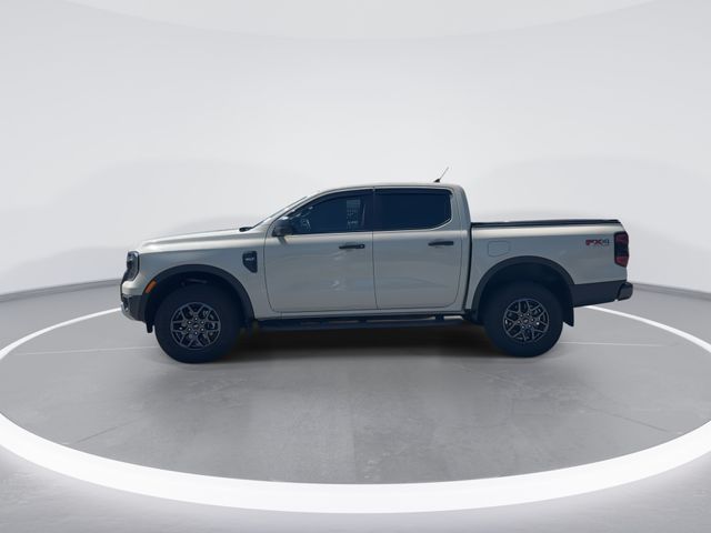 Used 2025 Beige Ford XLT image 4