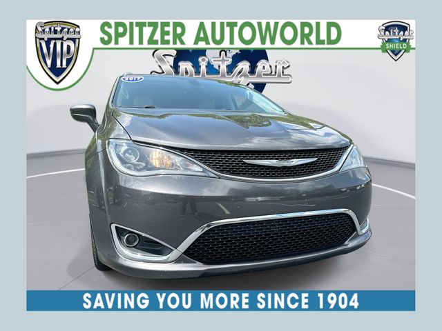 2017 Chrysler Pacifica Touring L Plus
