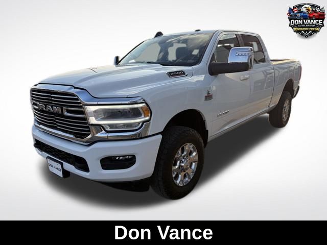 Bright White Clearcoat 2024 RAM 2500 Laramie Crew Cab 4WD Pickup Truck Four-Wheel Drive 6-Speed Automatic