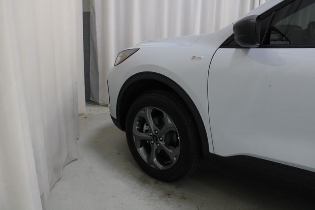 Used 2025 Silver Ford ST-Line image 29
