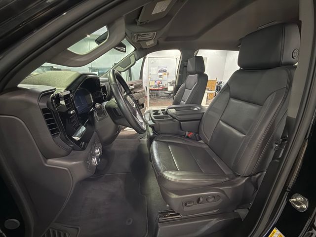 2024 GMC Sierra 1500 SLT Black at Bob King Buick GMC
