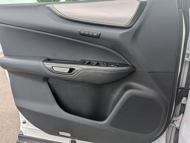 2024 Lexus NX - Image 15