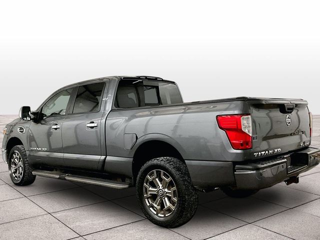 2018 Nissan Titan XD SL - 9