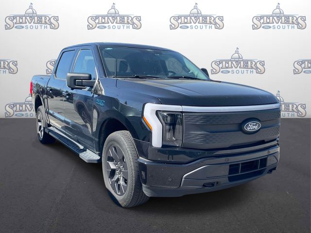 Agate Black Metallic 2024 Ford F-150 Lightning Flash SuperCrew AWD Pickup Truck All-Wheel Drive Automatic