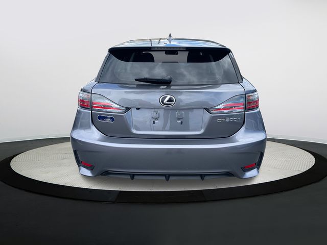 2017 Lexus CT 200h 4