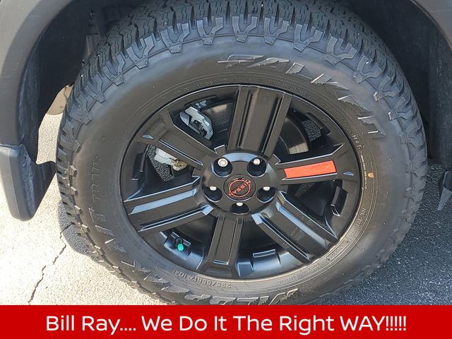 View vehicle photo 5