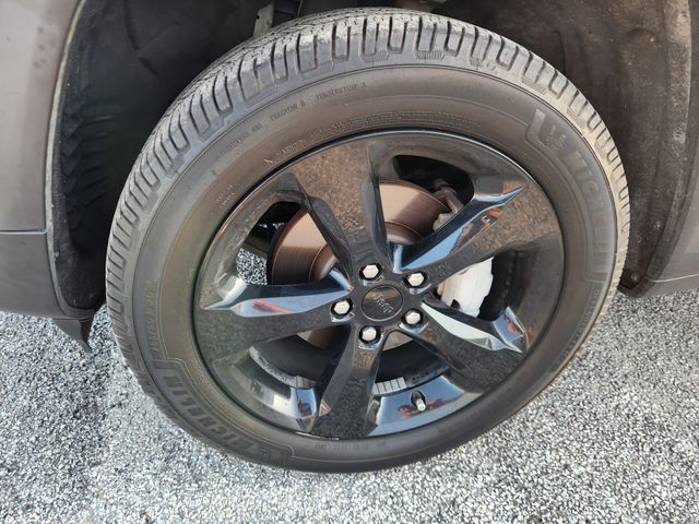 2023 Jeep Grand Cherokee Limited White at Texan Dodge Chrysler Jeep Ram