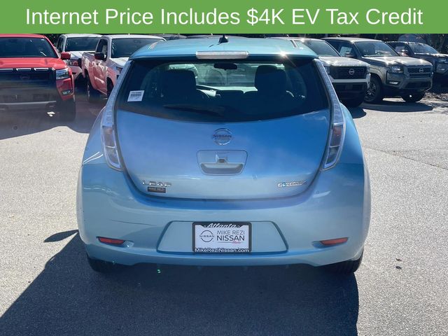 2015 Nissan Leaf S 4