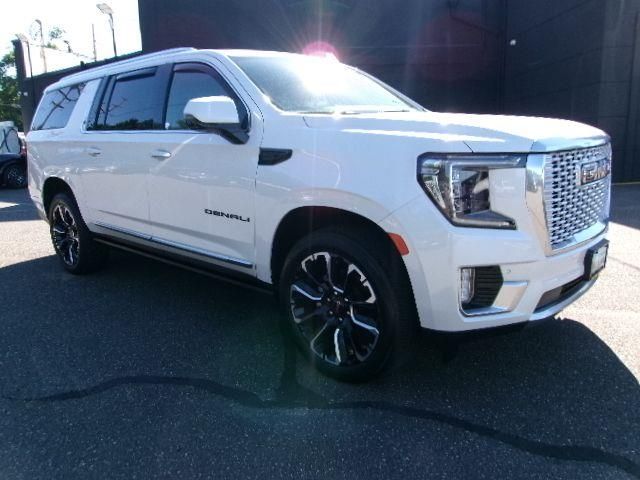 used 2023 GMC Yukon XL car, priced at $67,996