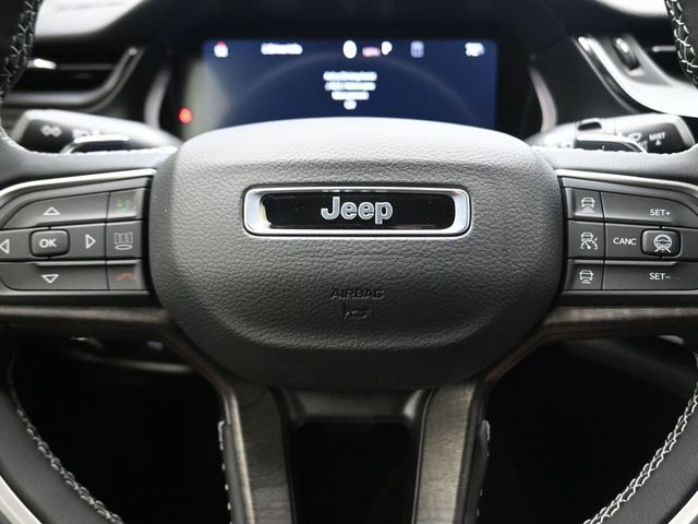 2026 Jeep Grand Cherokee Altitude - 11