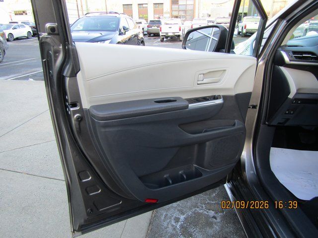 used 2024 Toyota Sienna car, priced at $39,999