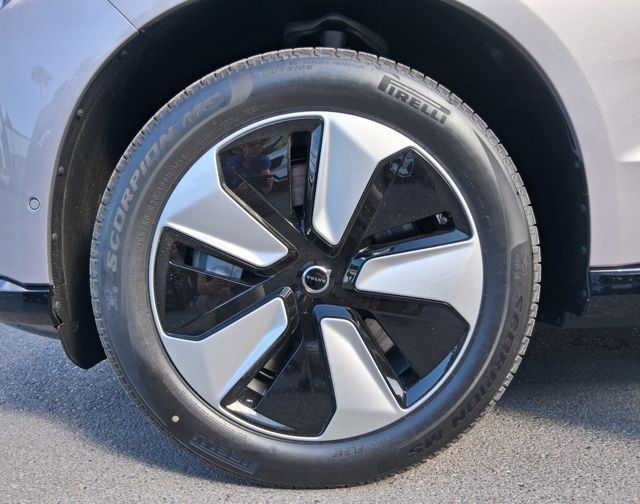 New 2026 Denim Blue Metallic Volvo Single Motor Plus image 16