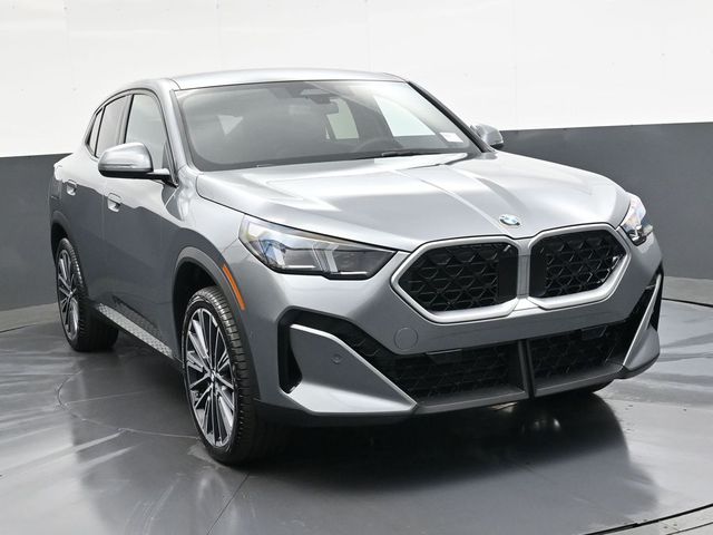 New 2026 Gray BMW xDrive28i image 9