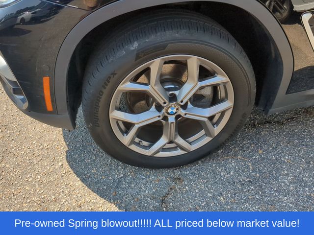 Used 2020 Jet Black BMW xDrive30i image 7