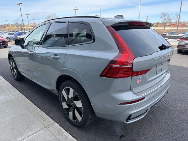 New 2025 Gray Volvo T8 Plus image 5