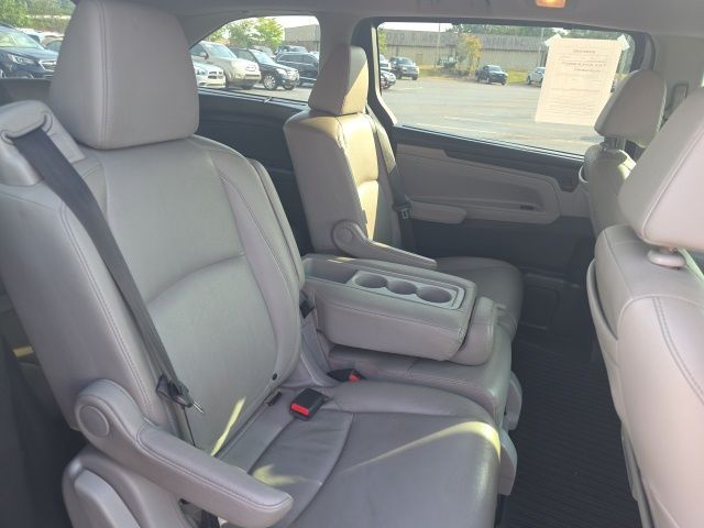 Used 2018 Gray Honda Elite image 14