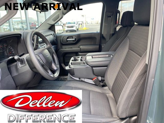 2025 Chevrolet Silverado 1500 Custom Trail Boss Crew Cab 4WD